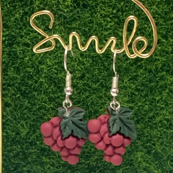 Grapes Earring, Fruit Earring, Funny Food Earring, Wine Earring, Drink Earring - Picture 5 of 6